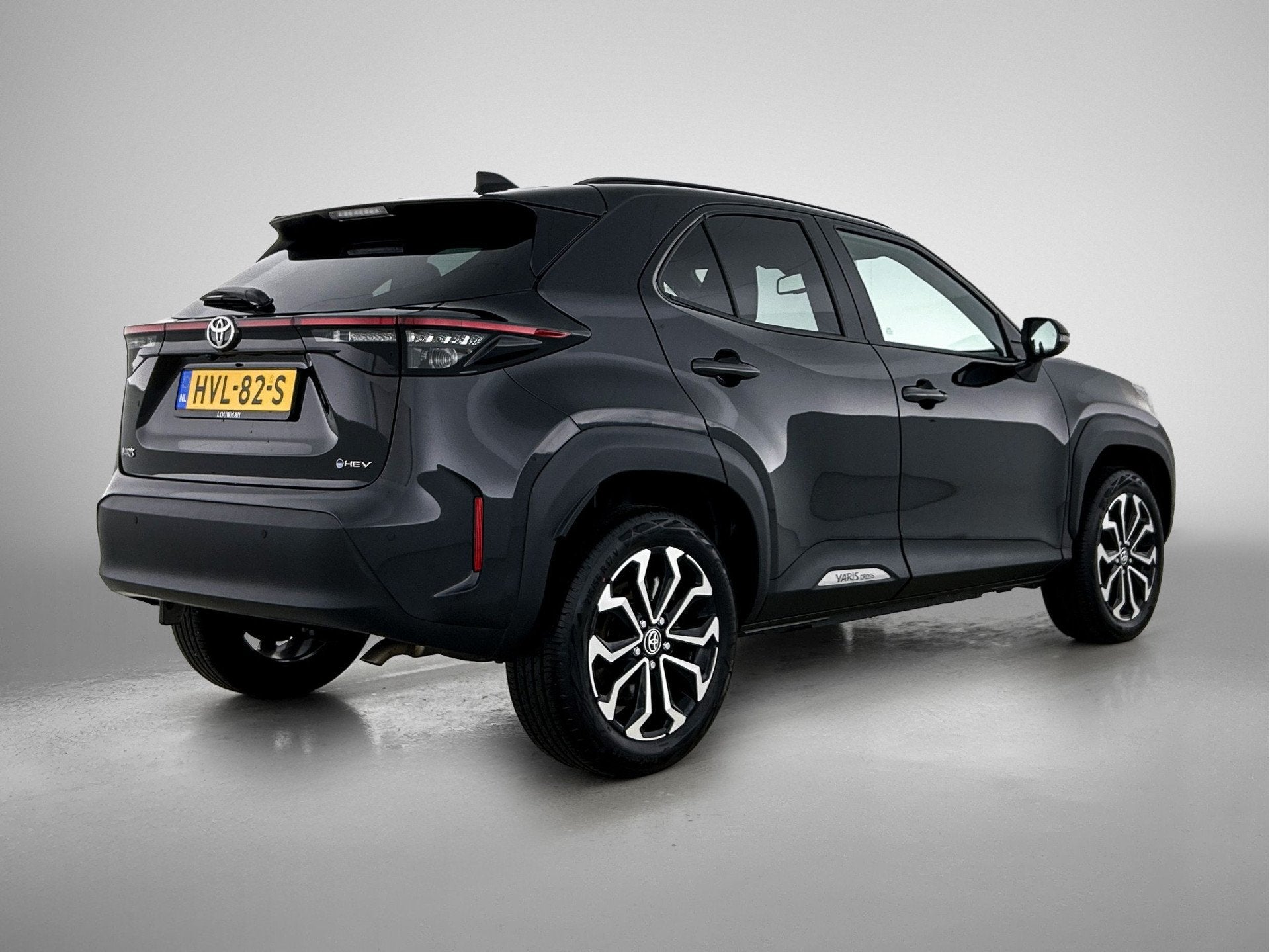 Toyota Yaris Cross 1.5 Hybrid 115 Dynamic Comfort Pack | BTW, Stof, Gebruikt, 116 pk, Bedrijf