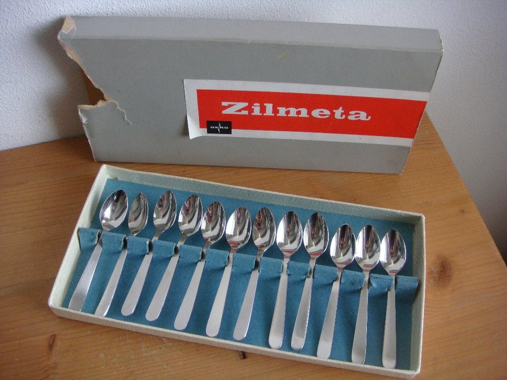 12 kleine Gero Zilmeta lepeltjes in doosje, Ophalen of Verzenden, Nieuw, Rvs of Chroom, Bestekset