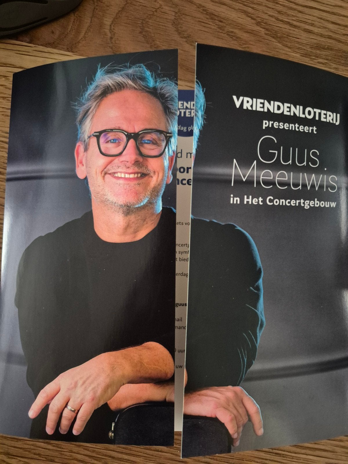 Guus Meeuwis concertgebouw, Ophalen, Tv-serie