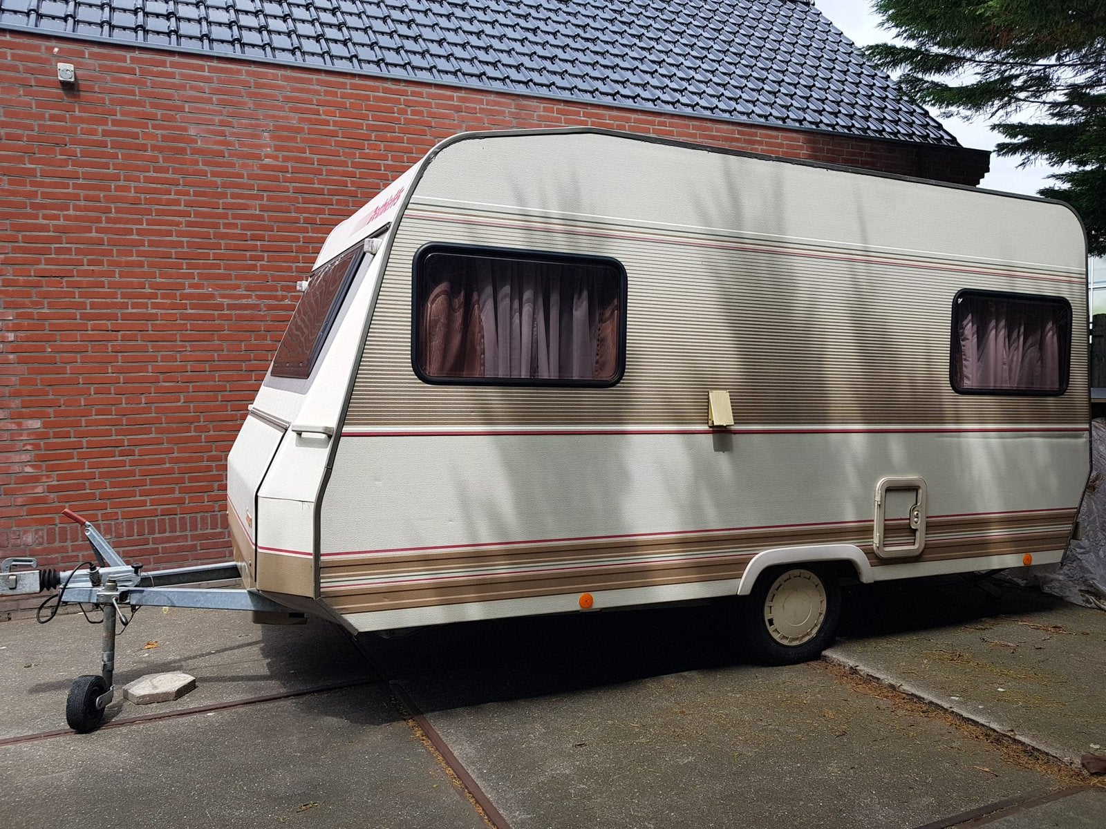 Dethleffs Camper (caravan), Caravans en Kamperen, Caravans, Standaardzit, Particulier, Dethleffs, Luifel