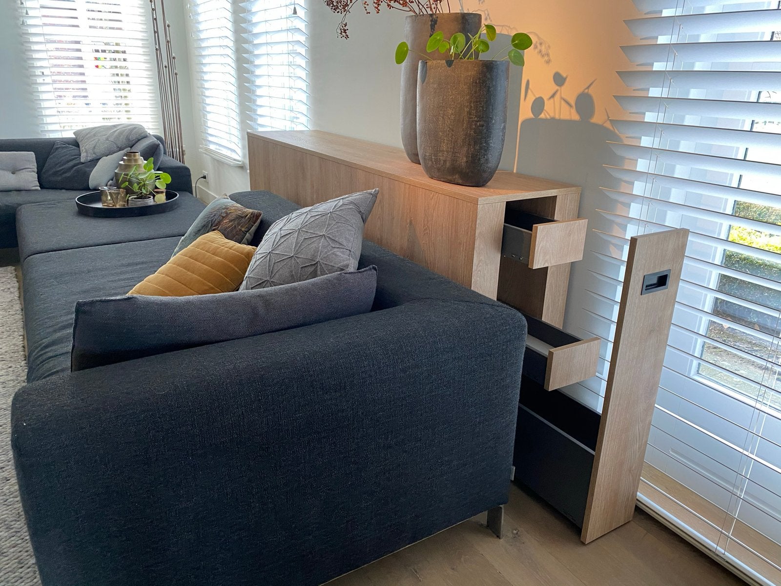 Moderne dressoir, uitschuifbare lades 190 lang,40 diep, 90ho, Huis en Inrichting, Ophalen, Gebruikt, 25 tot 50 cm