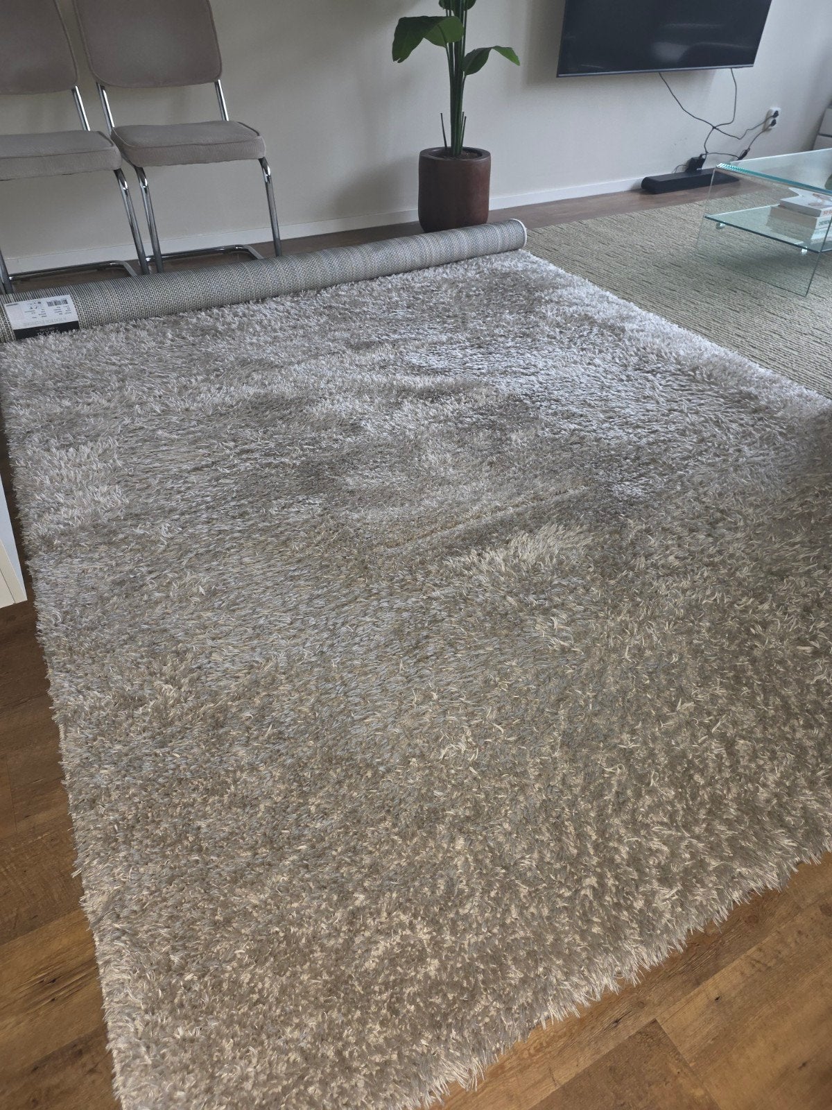 Hoogpolig vloerkleed grijs/beige 200x290cm, Huis en Inrichting, Beige, 200 cm of meer, Zo goed als nieuw, 200 cm of meer