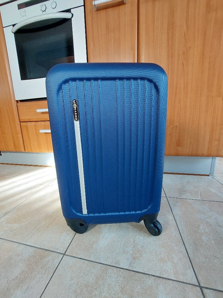 Leonardo trolley koffer 50 x 30 x 20cm, Sieraden, Tassen en Uiterlijk, Ophalen, Uitschuifbare handgreep, Gebruikt, 50 tot 60 cm