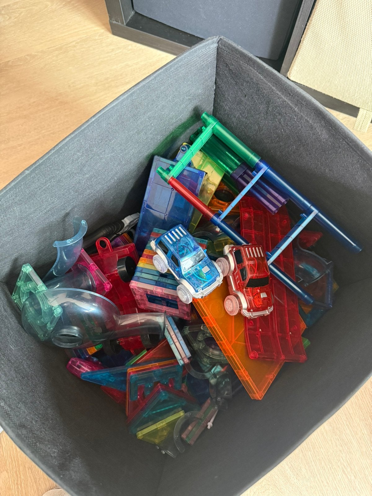 Doos met magnetisch speelgoed, Ophalen of Verzenden