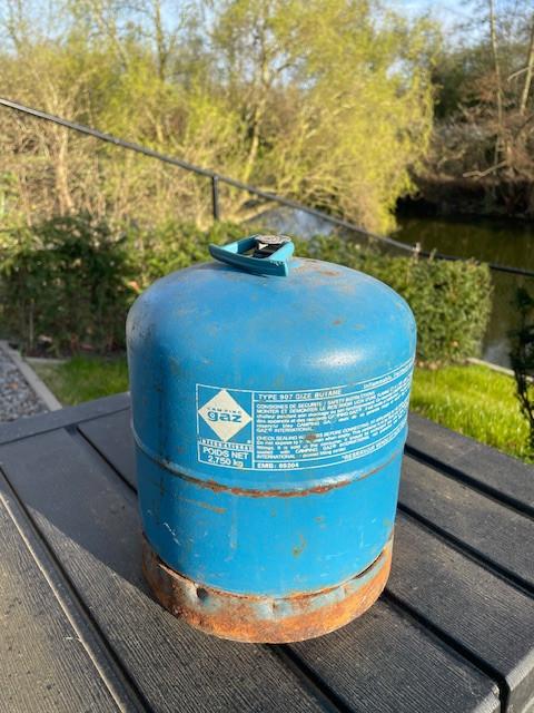 Omwisselbaar/navulbare Campingaz fles type 907 (15% gevuld), Caravans en Kamperen, Ophalen, Gebruikt