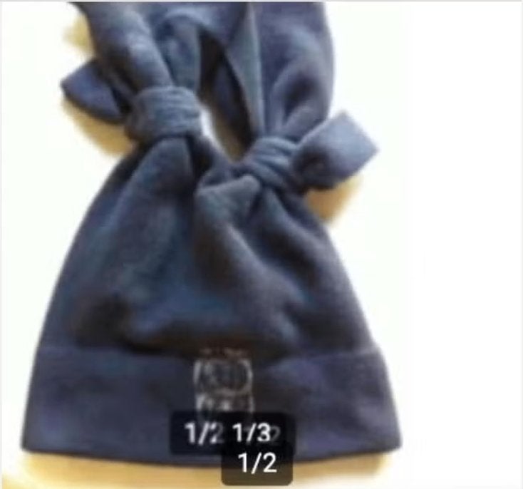 Dames ski muts Eisbar fleece zwart, Ophalen of Verzenden, Zo goed als nieuw, Muts