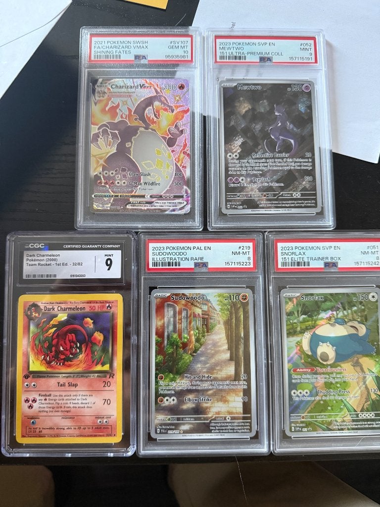 Pokemon collectie PSA, CGC en first edition kaarten, Hobby en Vrije tijd, Verzamelkaartspellen | Pokémon, Ophalen of Verzenden