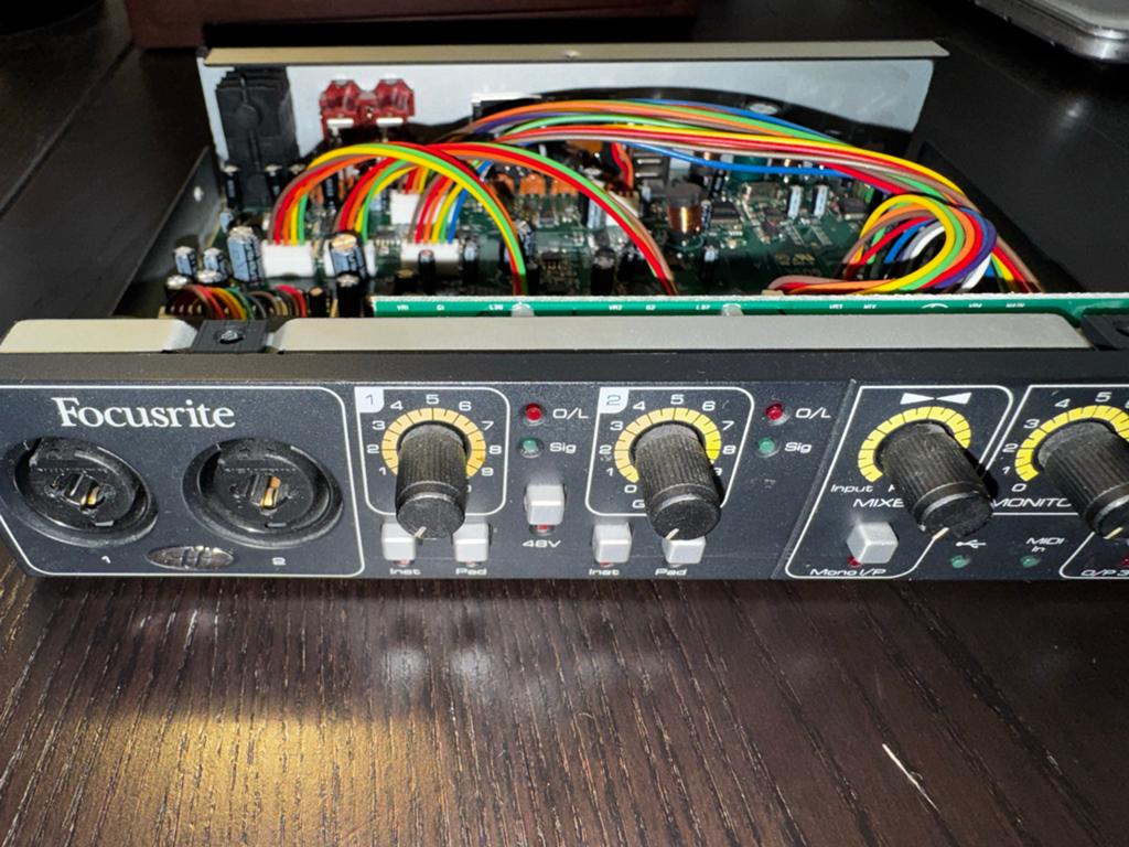 Focusrite Saffire 6 USB Audio Interface - Defect, Computers en Software, Ophalen of Verzenden, Zo goed als nieuw