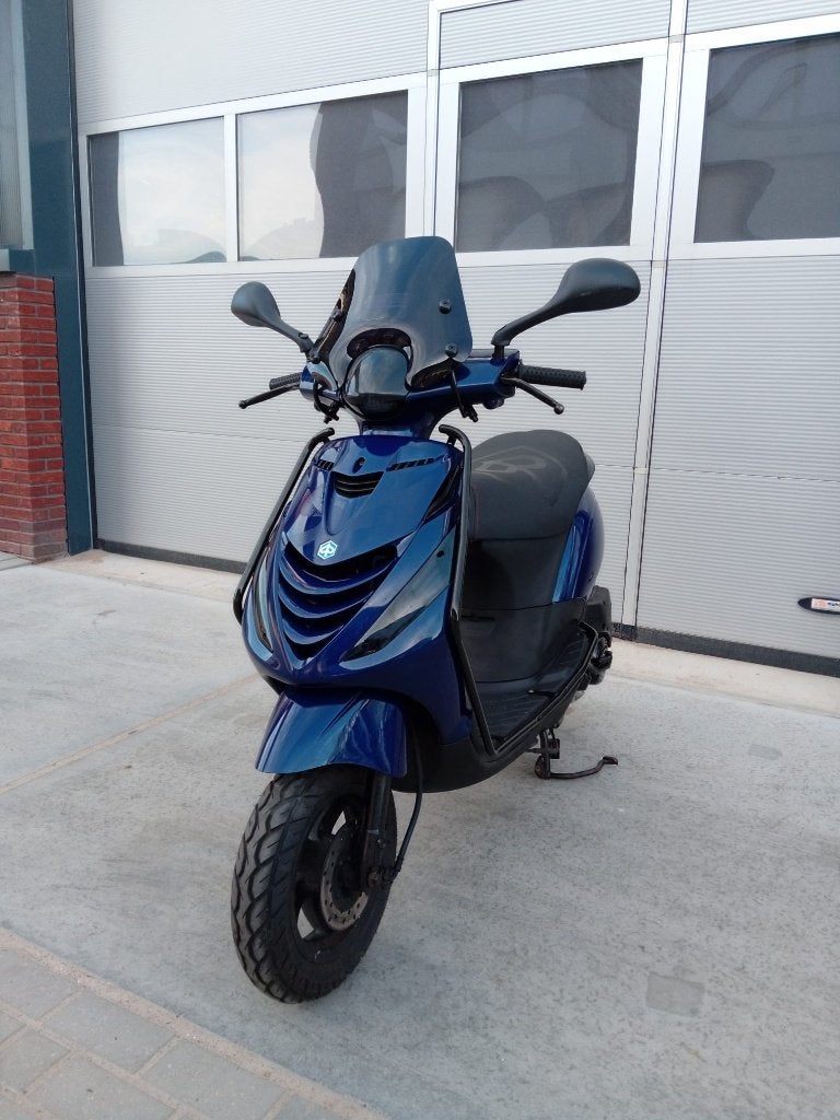 Piaggio Zip 4T 50cc Donkerblauw | Full Led | Garantie ✅, Fietsen en Brommers, Overige merken, N.V.T., Zo goed als nieuw, N.V.T.