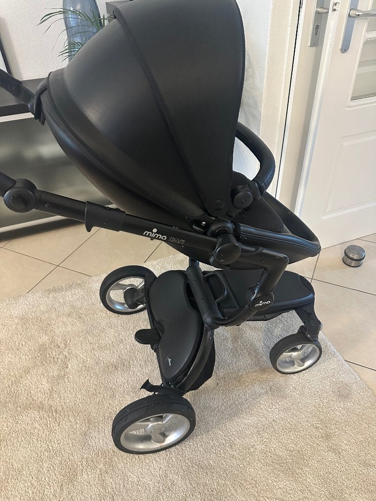 Kinderwagen, Mima Xari van het merk Mima., Zo goed als nieuw, Combiwagen, Verstelbare duwstang, Ophalen