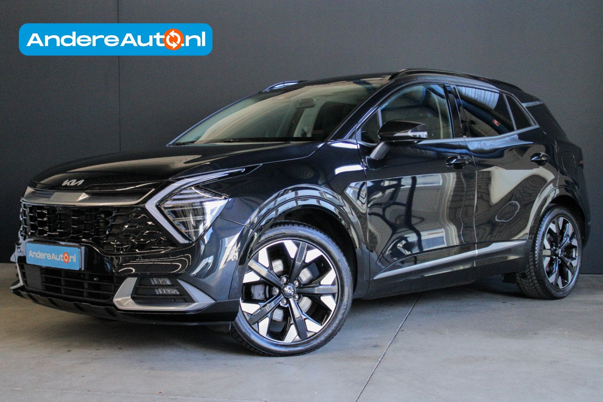 Kia Sportage 1.6 T-GDi Plug-in Hybrid AWD DynamicPlusLine |p, Auto's, Automaat, Gebruikt, Zwart, 4 cilinders