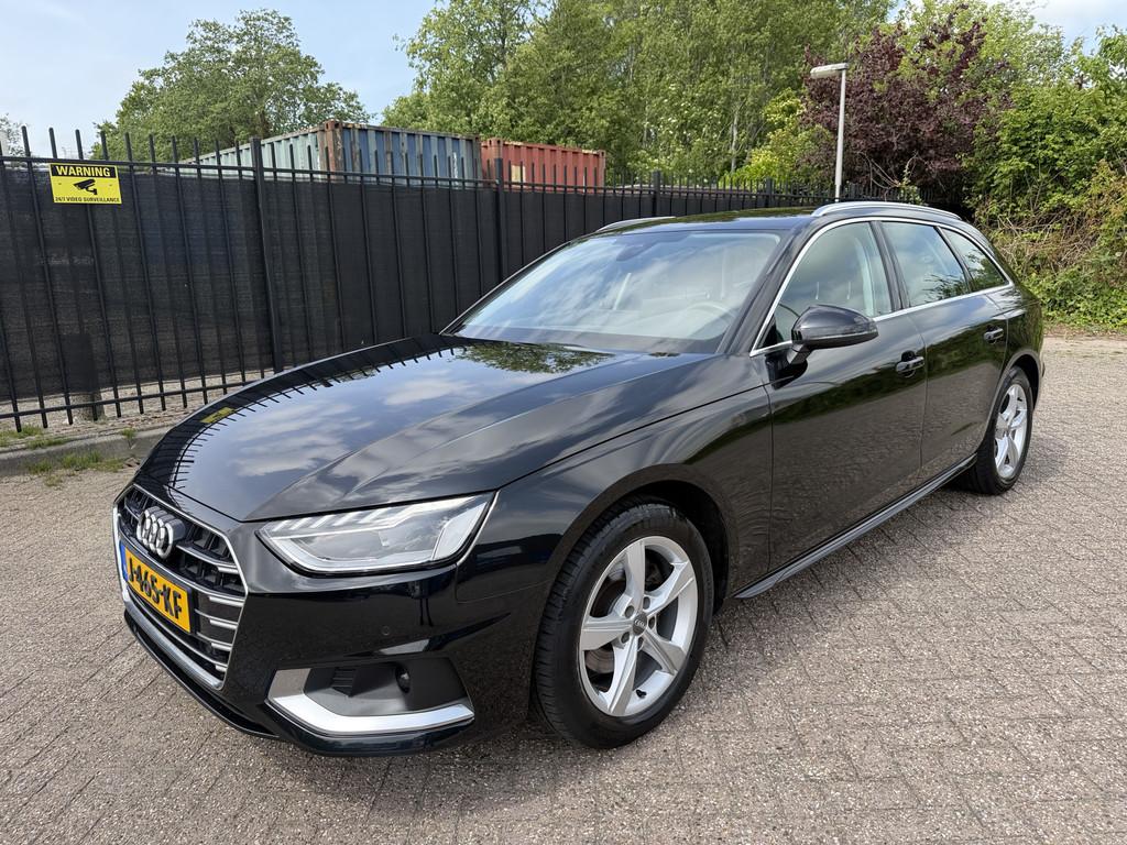 Audi A4 Avant 35 TFSI Launch edition Business Carplay, Auto's, Audi, Stof, Gebruikt, 1984 cc, A4
