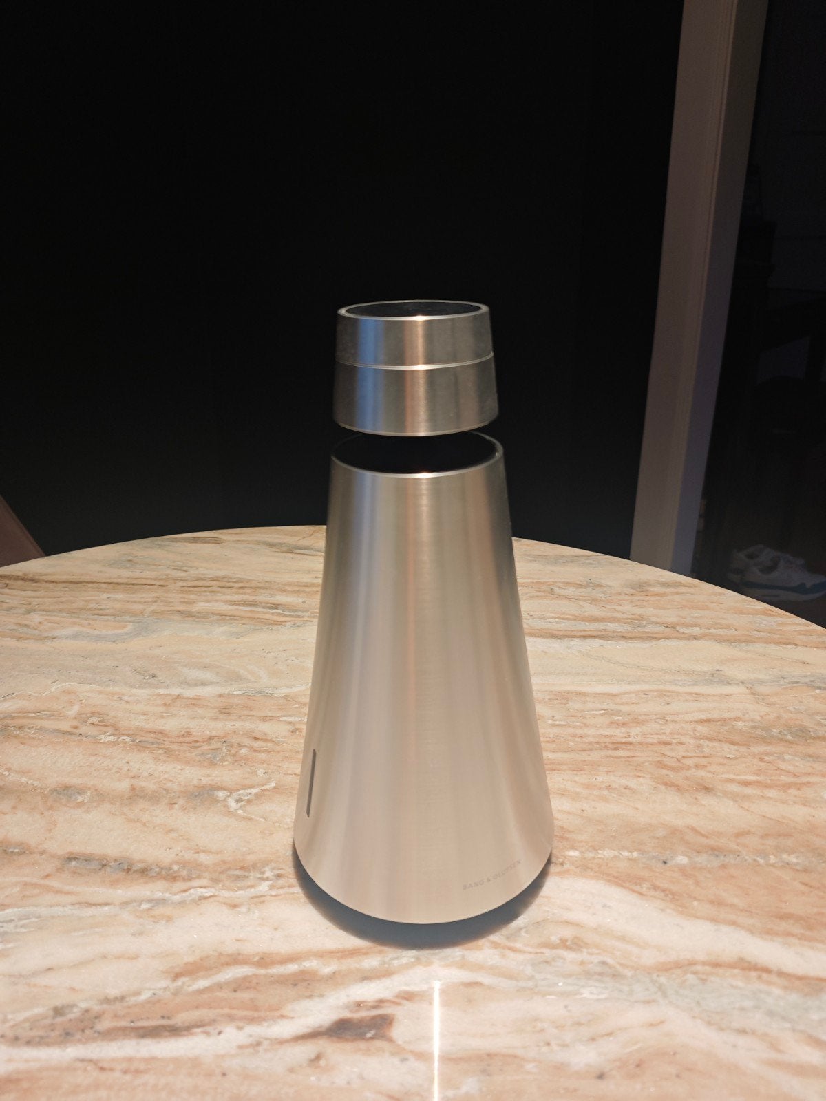 Bang & Olufsen BeoSound 1 Draagbare Speaker, Gebruikt, Ophalen of Verzenden, Bang & Olufsen, Bluetooth