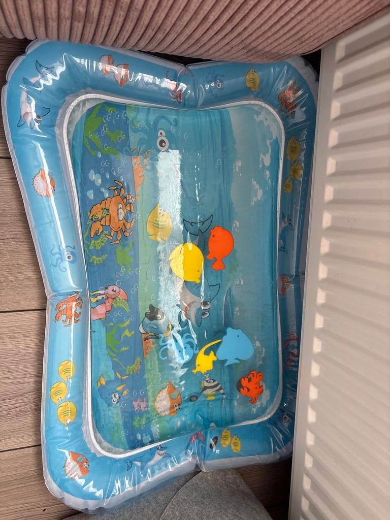 Baby waterspeelmat - Plezier voor de kleintjes!, Ophalen of Verzenden, Zo goed als nieuw, Speelkleed