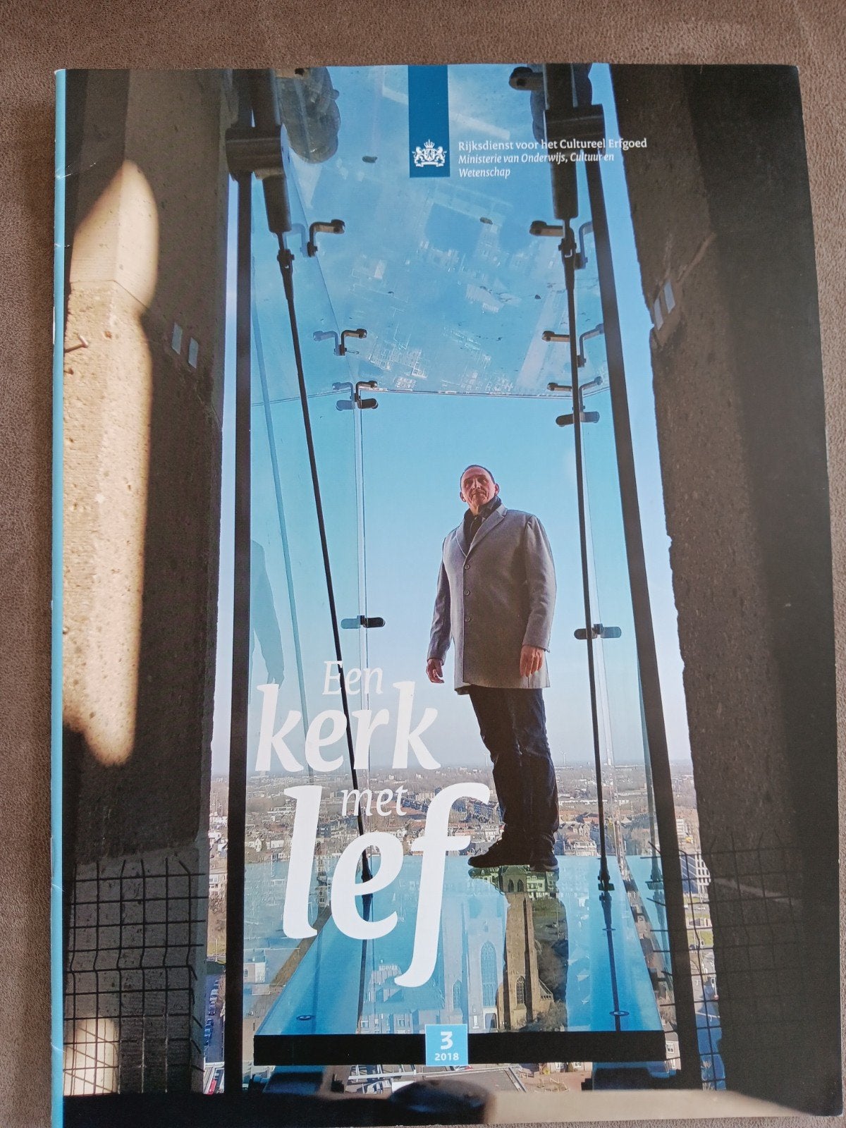 Een Kerk met Lef -Arnhem - Rijksdienst Cultureel Erfgoed, Ophalen of Verzenden, Zo goed als nieuw, Overige typen