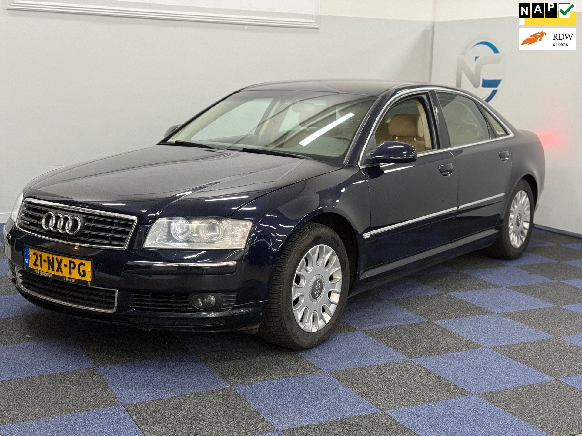 Audi A8 4.2 quattro / LANG UITVOERING / BOM VOL / NAP, Automaat, 4172 cc, Gebruikt, 8 cilinders