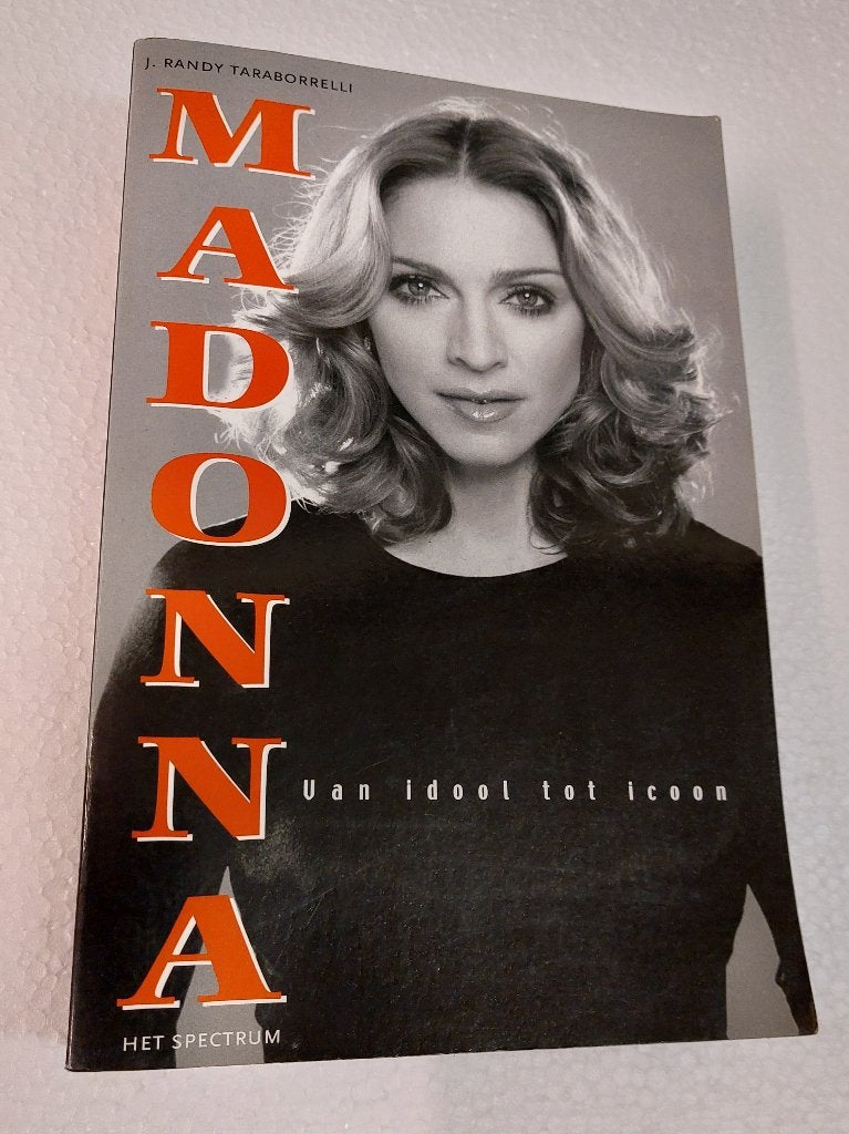 Madonna BOEK Van Idool tot Icoon Biografie, Verzamelen, Gebruikt, Ophalen of Verzenden, NvT, Madonna