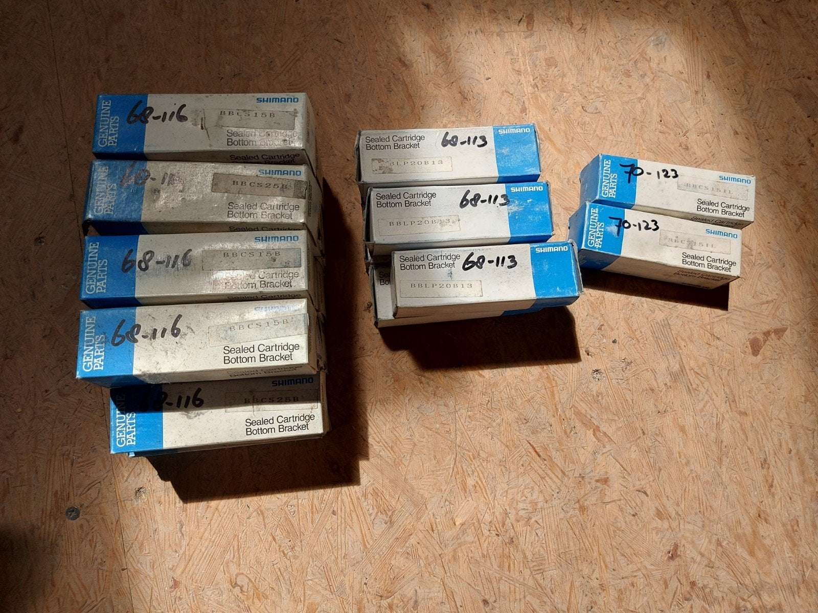Shimano NOS Bottom Brackets, trapassen met vierkant as, Ophalen