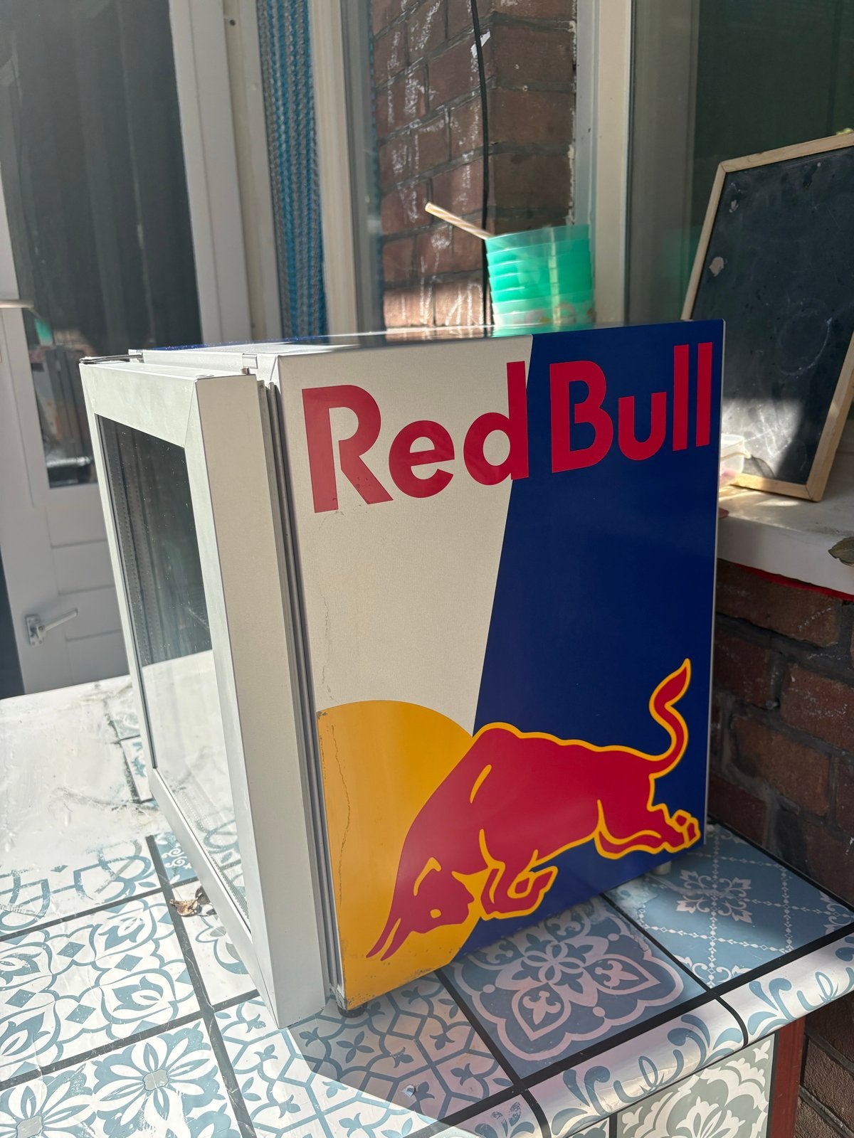 Red Bull koelkastje - Zo goed als nieuw, Zonder vriesvak, Ophalen of Verzenden, Minder dan 45 cm, Minder dan 85 cm
