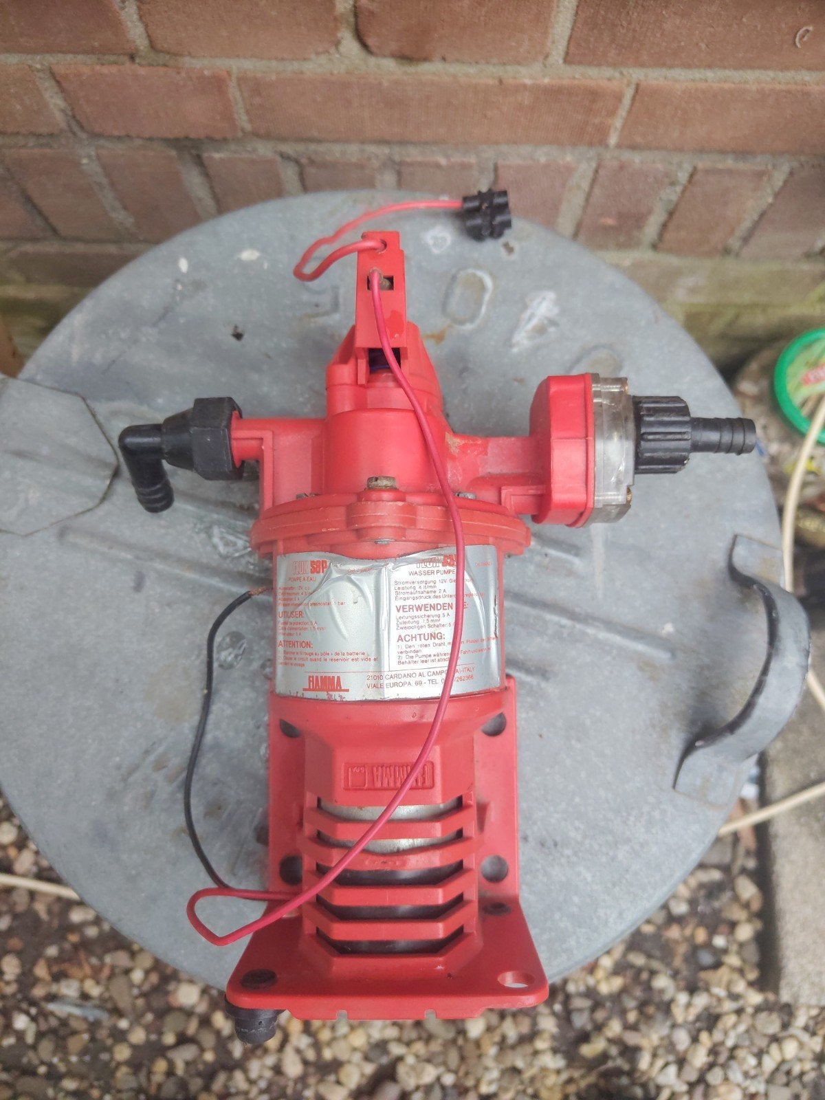 Fiamma Flux SBP Waterpomp 12V - 4 L/min, Ophalen of Verzenden, Gebruikt