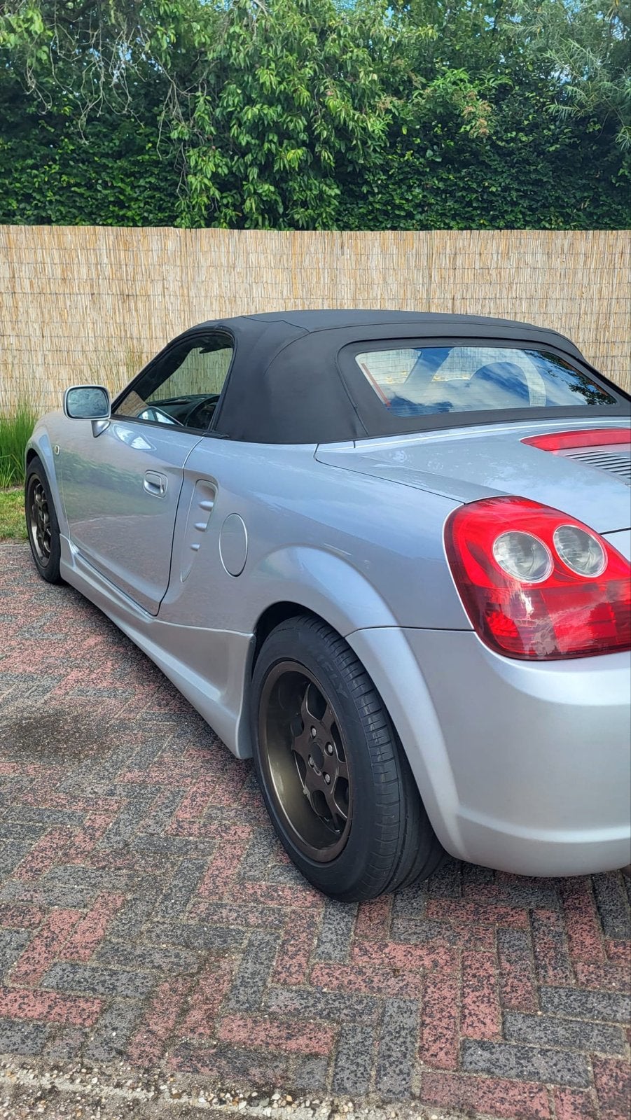 Toyota MR2 1.8 16V 2004 Grijs, Auto's, Toyota, 4 cilinders, 14 km/l, Handgeschakeld, 140 pk