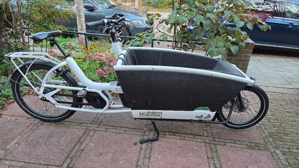 URBAN ARROW FAMILY BAKFIETS, Fietsen en Brommers, Gebruikt, Elektrisch, 2 kinderen, Schijfrem