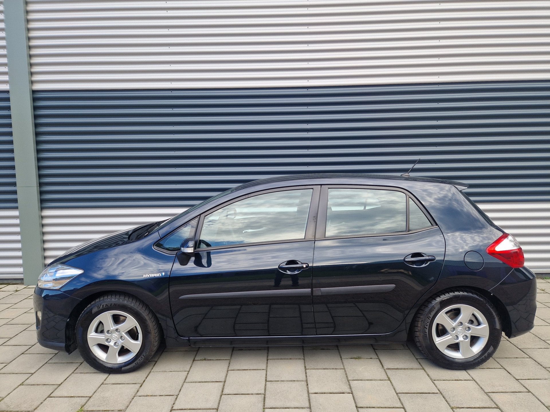 Toyota Auris 1.8 Full Hybrid Business, Trekhaak, Climatronic, Auto's, Euro 5, Gebruikt, 4 cilinders, Origineel Nederlands