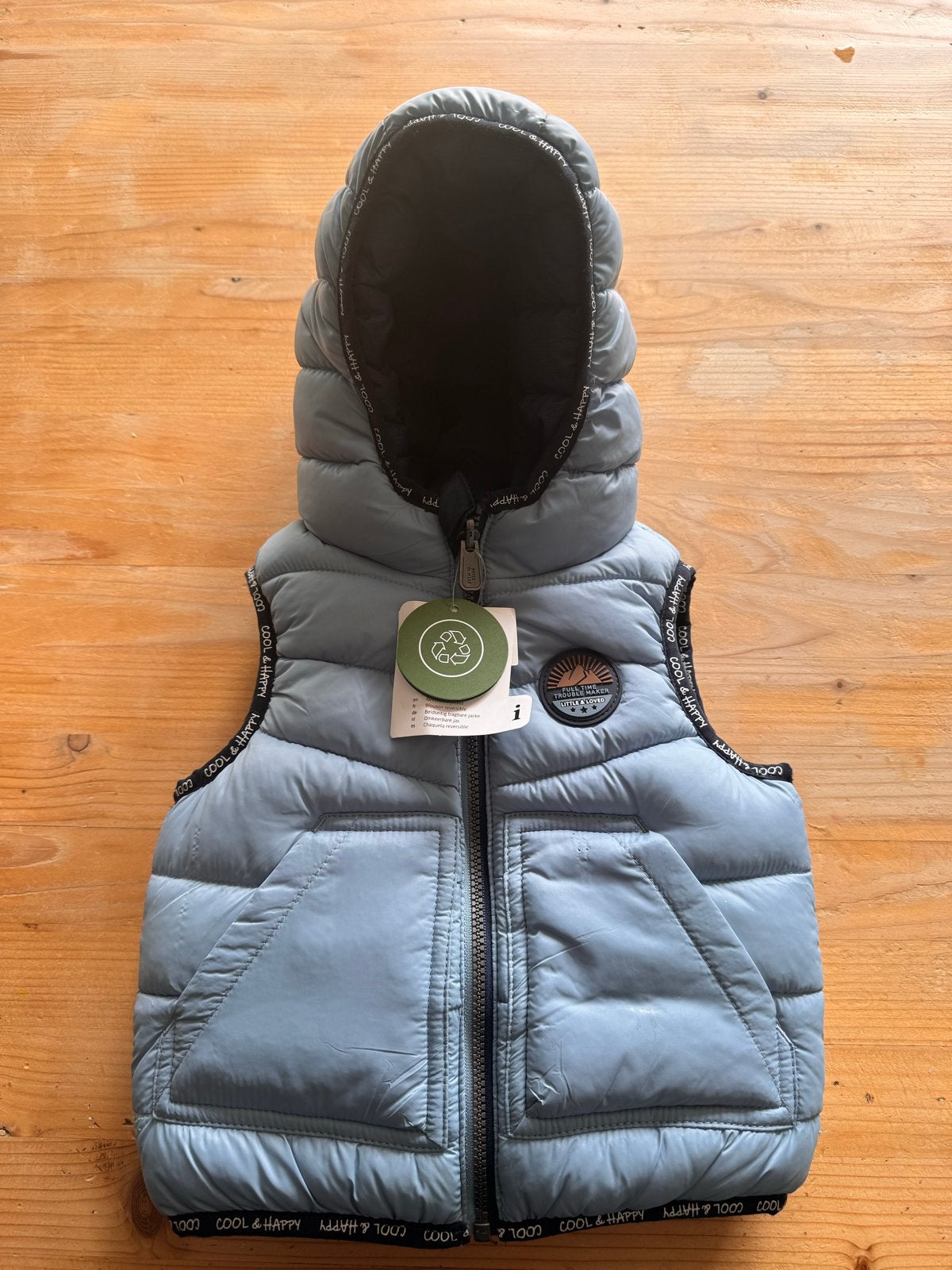 Omkeerbare bodywarmer C&A maat 68, Kinderen en Baby's, Babykleding | Maat 68, Ophalen of Verzenden, Nieuw, Jongetje, Jasje
