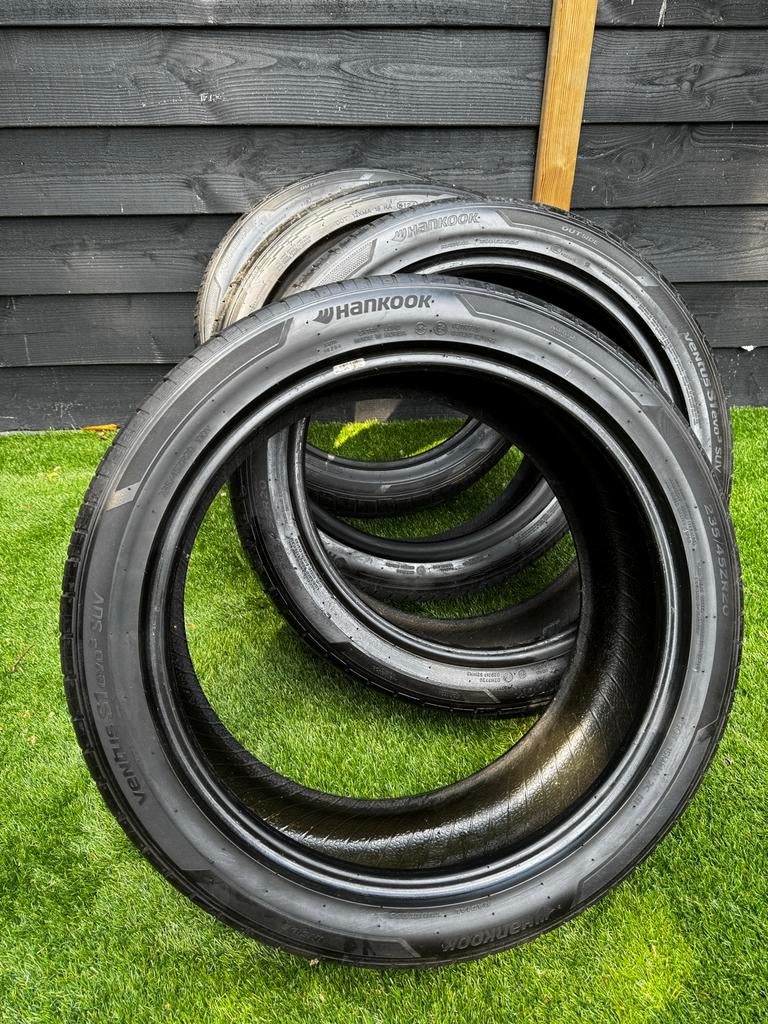 Hankook Ventus S1 evo3 SUV 235/45R20 lynk en co banden, Ophalen, Zo goed als nieuw