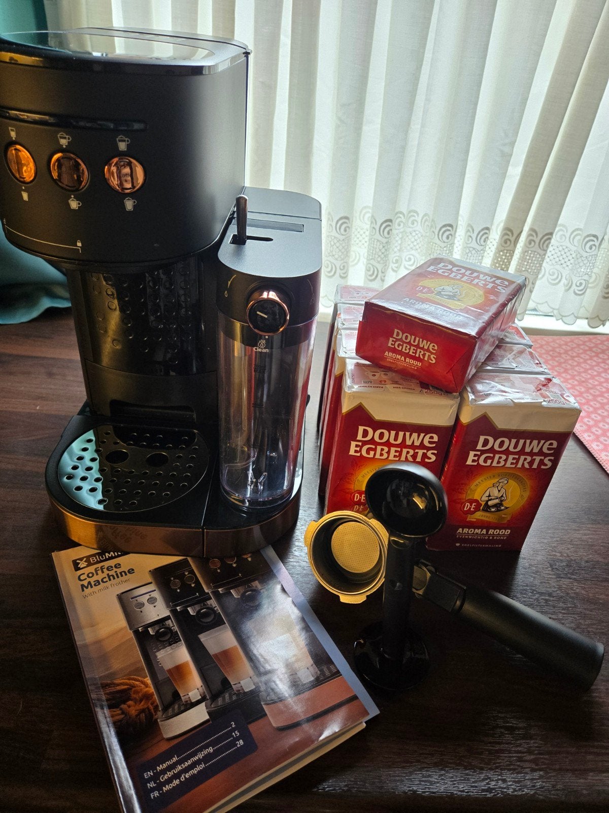 Foto 9 van BluMill Koffiemachine - Pistonmachine - Espressomachine €95,