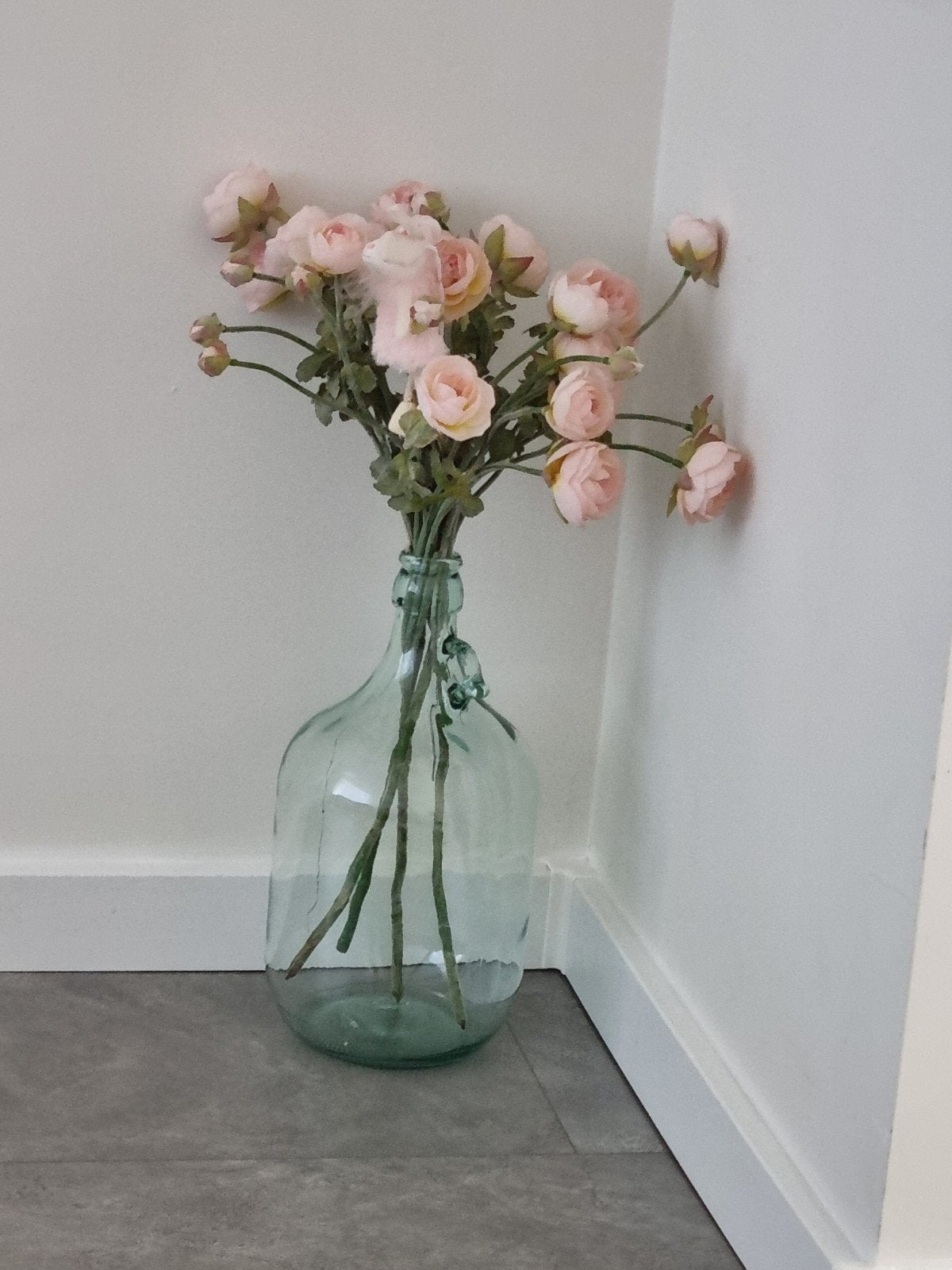 Grote glazen vaas met kunstbloemen, Ophalen, Gerecycled glas, Groen, Glas