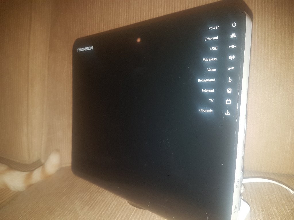 Thomson modem / router / accespoint (TG789vn), Ophalen of Verzenden, Gebruikt, Router met modem, Thomson of RCA DCM425 kabelmodem,