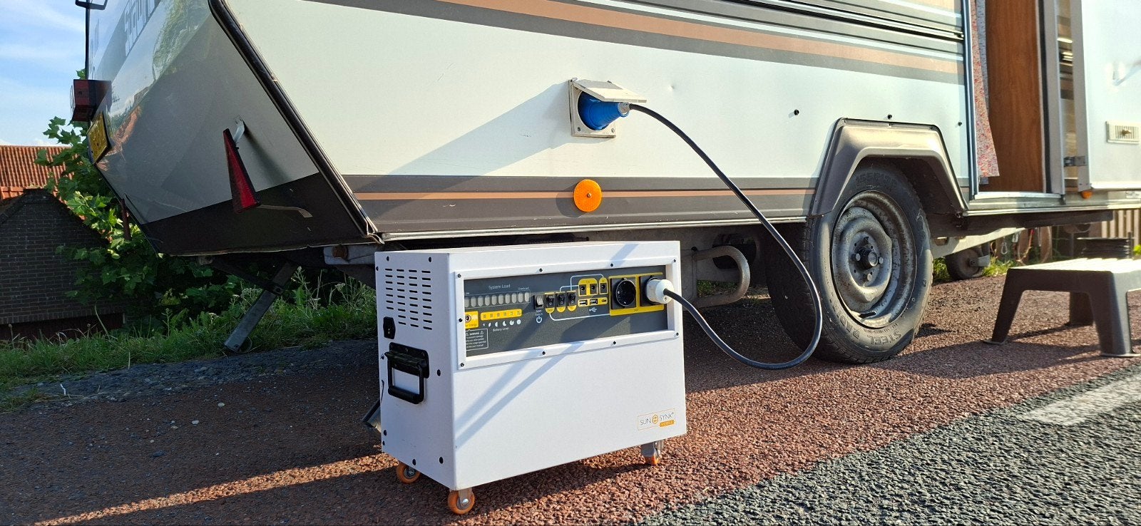 Draagbare Powerstation 2 kW powerstation noodstroom off-grid, Ophalen of Verzenden, Zo goed als nieuw
