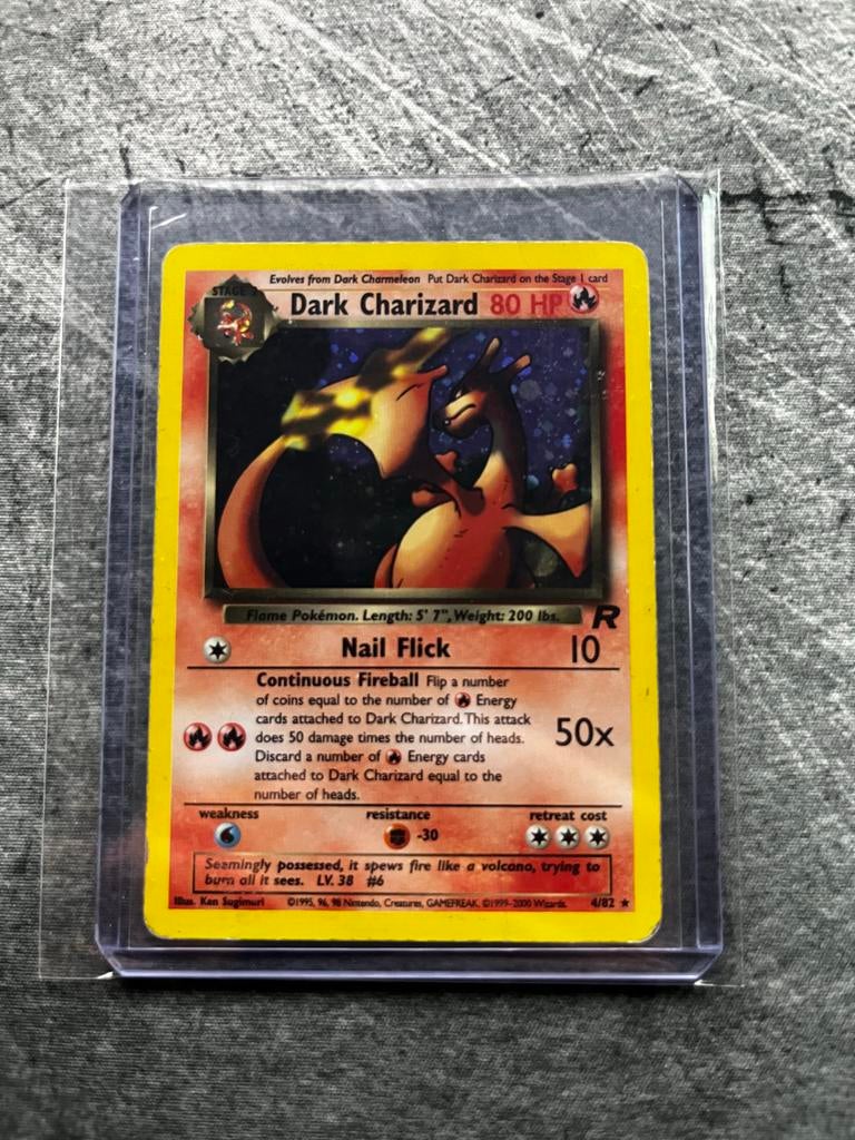 Dark Charizard #4 Holo - Pokémon Kaart, Hobby en Vrije tijd, Verzamelkaartspellen | Pokémon, Ophalen, Gebruikt, Losse kaart, Foil
