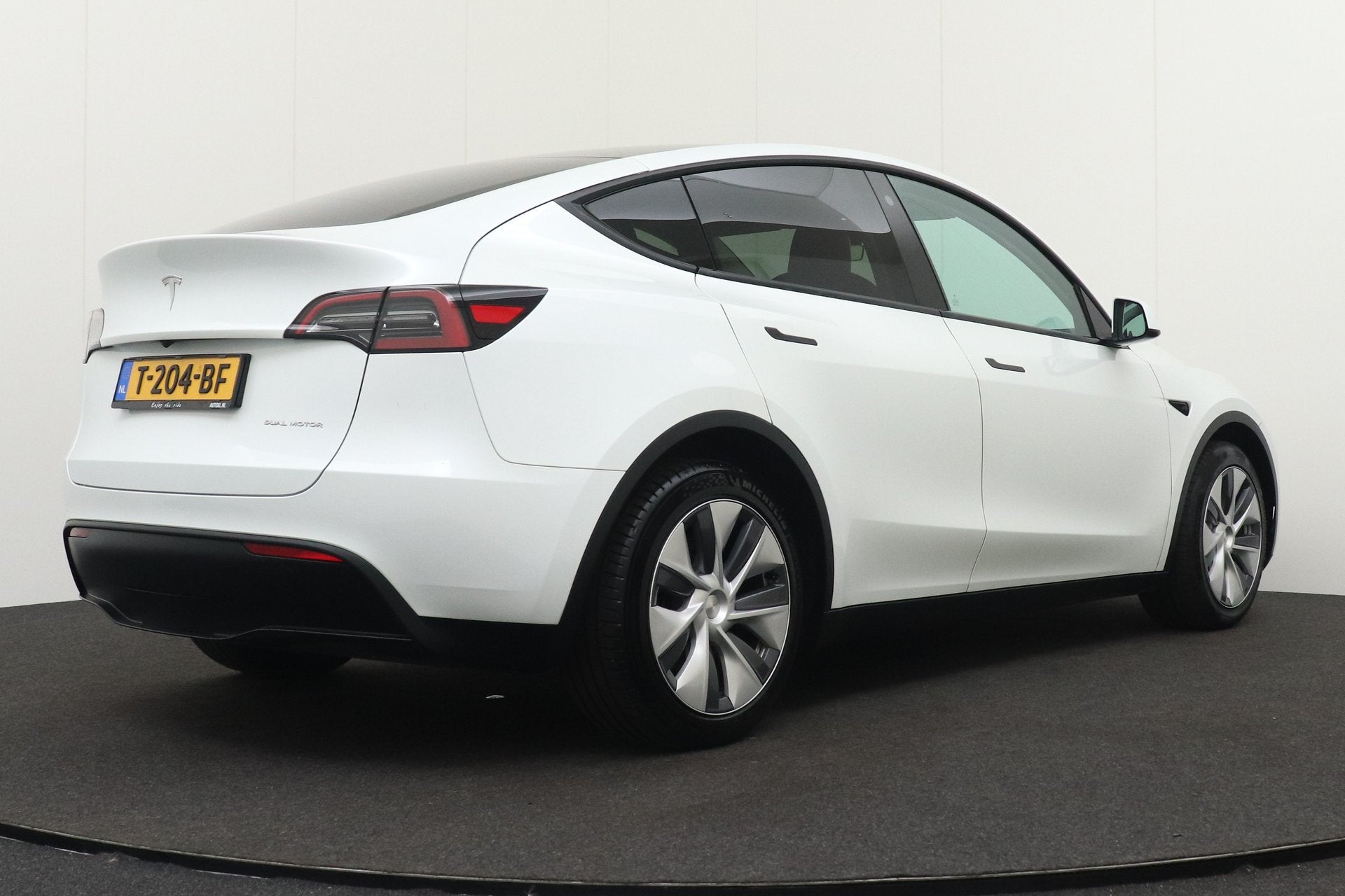 Tesla Model Y Long Range AWD 75 kWh (SOH 91%) Autopilot Stoe, Auto's, Dealer onderhouden, Gebruikt, Zwart, Stoelverwarming