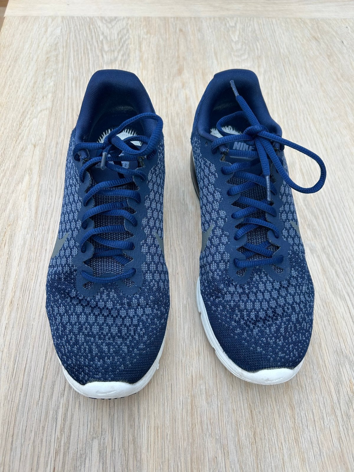 Nike Air Max Sequent 2 Binary Blue/Dark Grey - Maat 42,5, Ophalen of Verzenden, Gedragen, Blauw, Sneakers of Gympen