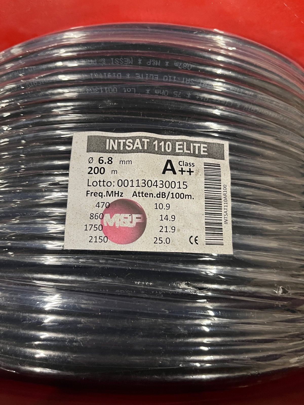 Nieuwe INTSAT 110 ELITE Coaxkabel - 200m rol, Audio, Tv en Foto, Audiokabels en Televisiekabels, Ophalen, Nieuw, 10 meter of meer