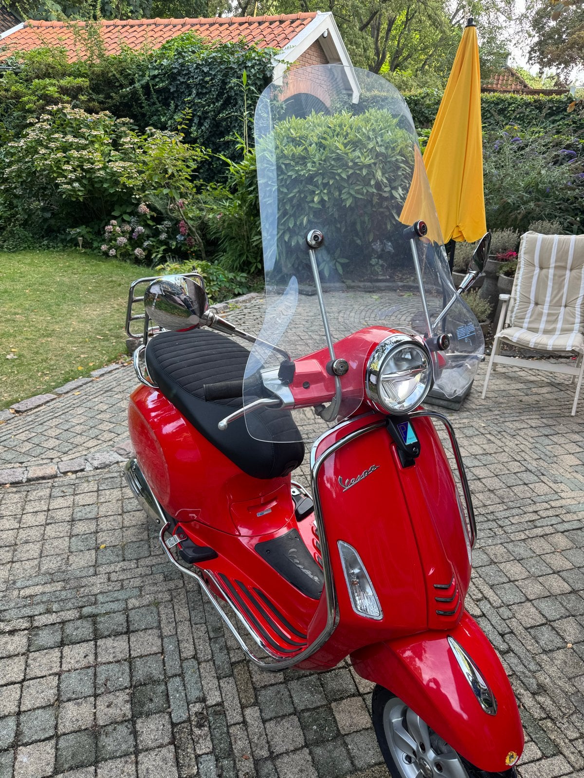 Vespa primavera full option, 3de eigenaar, rood, Ophalen, Gebruikt, Benzine, Vespa