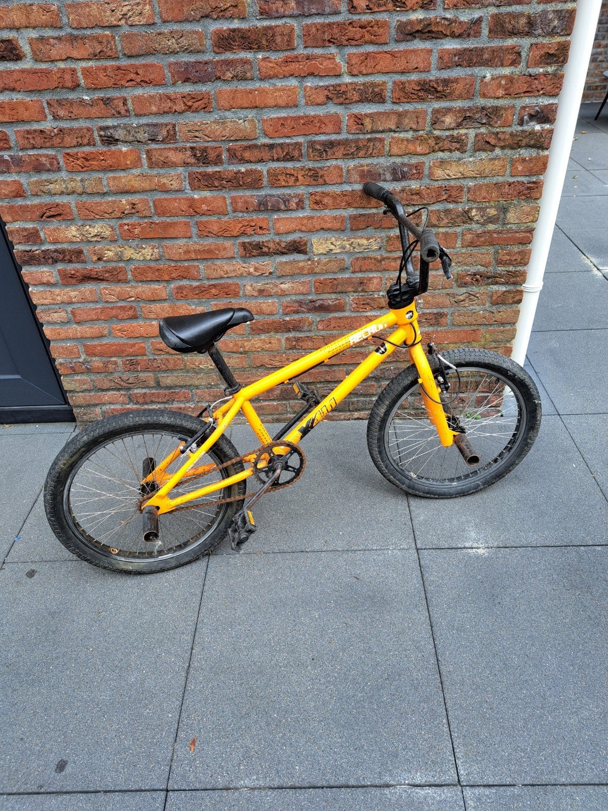 Gele BMX-fiets met voetsteunen, Ophalen, Gebruikt, Staal, 20 tot 24 inch