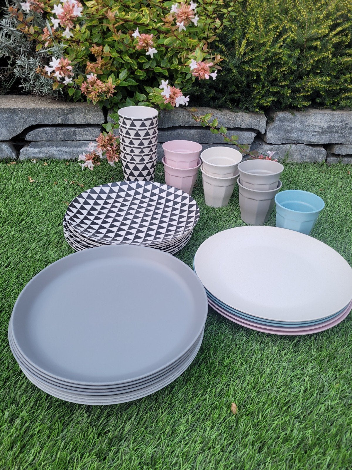 Excellent Houseware borden en bekers, Ophalen of Verzenden, Zo goed als nieuw, Kunststof, Bord(en)