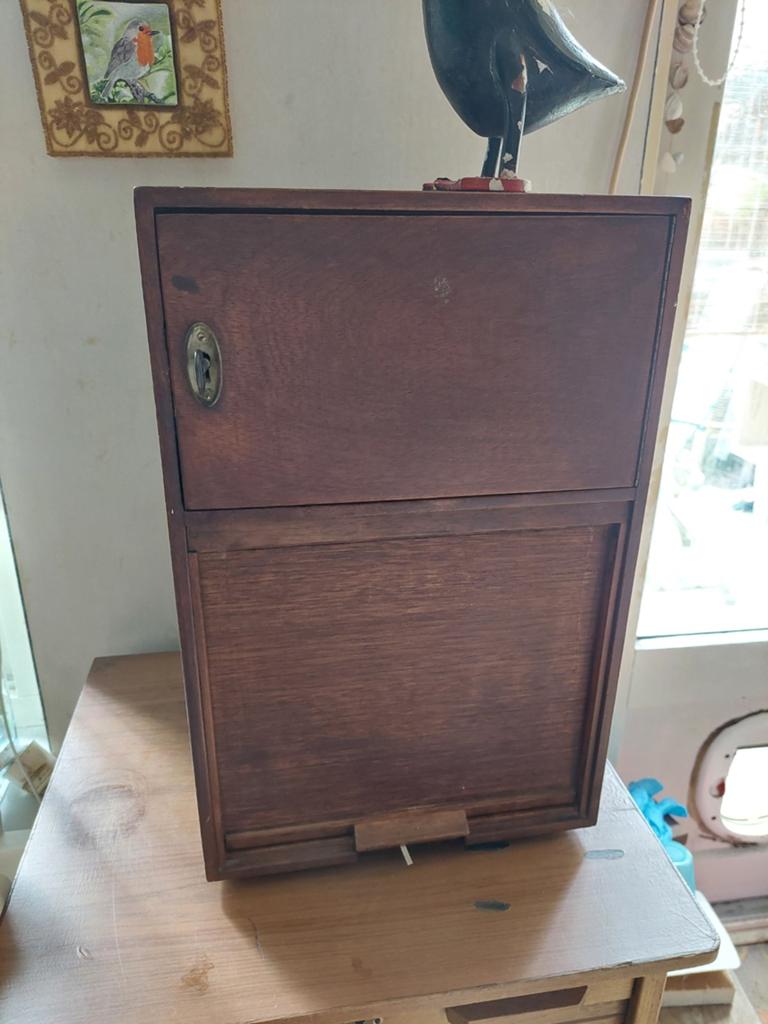 Zeldzaam Mini Rolluik Kastje met Deurtje - Vintage Hout, Ophalen of Verzenden