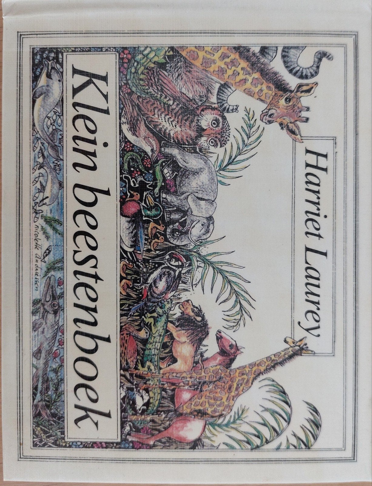 Klein Beestenboek - Harriet Laurey (OBLONGBOEKJES), Ophalen of Verzenden, Gelezen, Harriet Laurey, Fictie algemeen