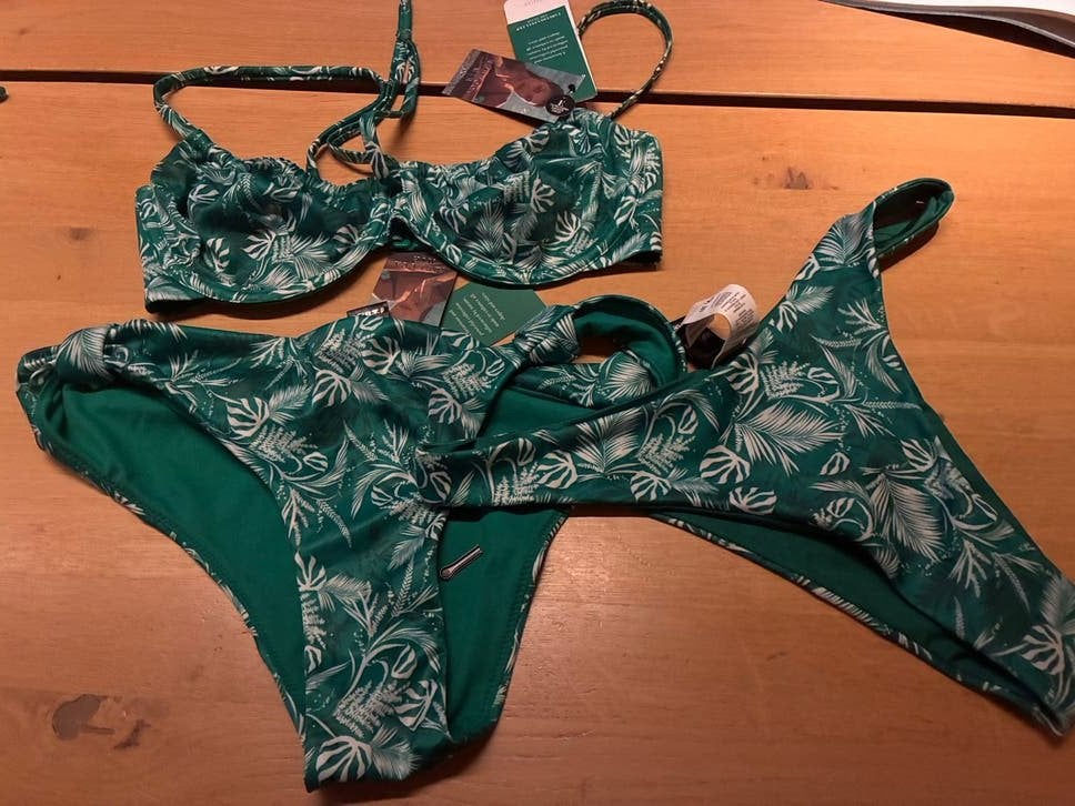Hunkemöller Rebecca Mir Bikini 75E of 80 E met 2 broekjes M, Ophalen of Verzenden, Zo goed als nieuw, Groen, Bikini