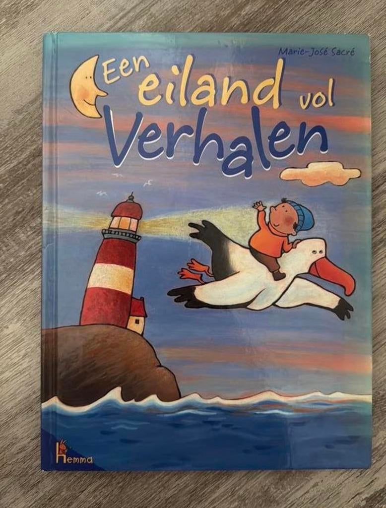 Een Eiland vol Verhalen - Marie-José Sacré (Hemma), Ophalen of Verzenden, Zo goed als nieuw, Fictie algemeen