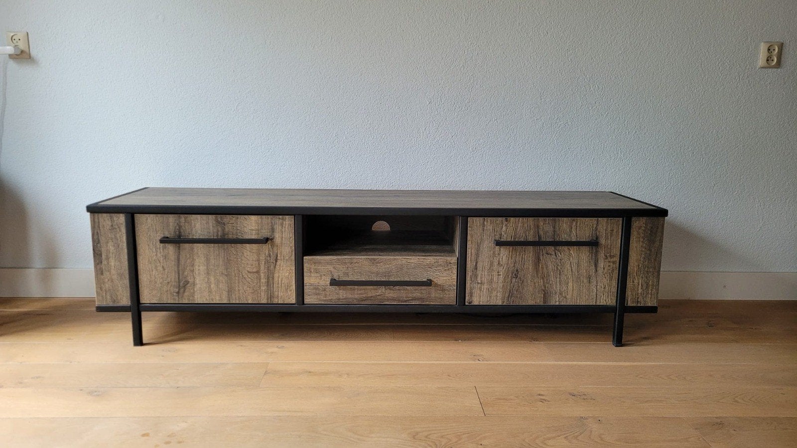 tv meubel salontafel kast, Ophalen