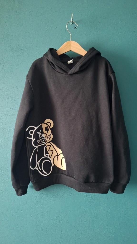 Zwarte hoodie met coole beer print - Maat 146/152, Kinderen en Baby's, Kinderkleding | Maat 152, Gebruikt, Jongen of Meisje, Trui of Vest