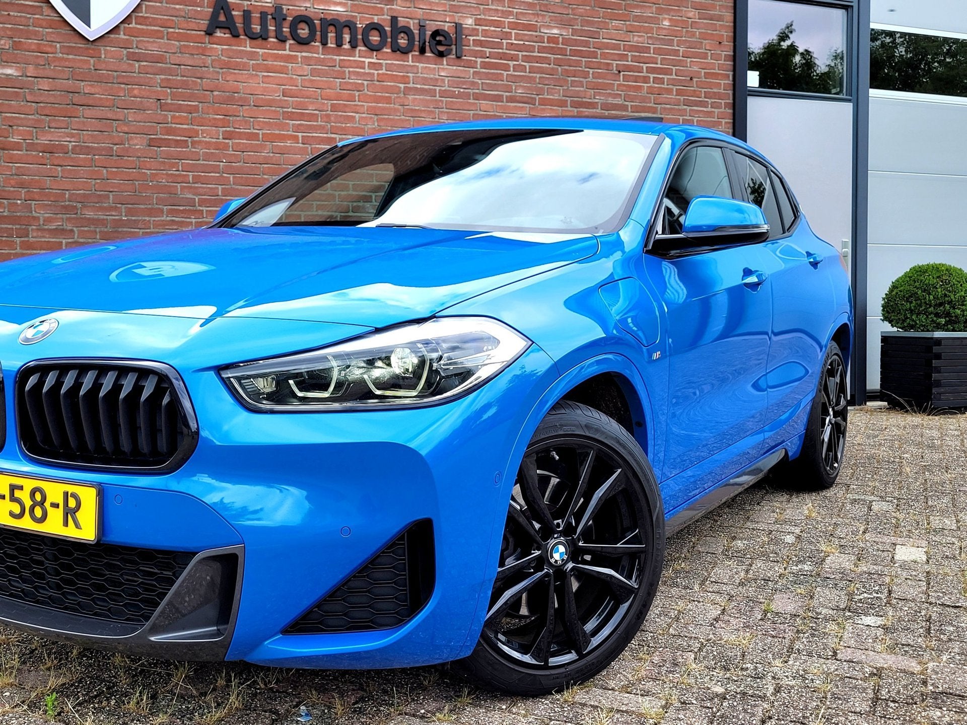 BMW X2 XDrive25e M-sport Pano, Cam, ACC, Harman Kardon, Automaat, X2, Gebruikt, Blauw