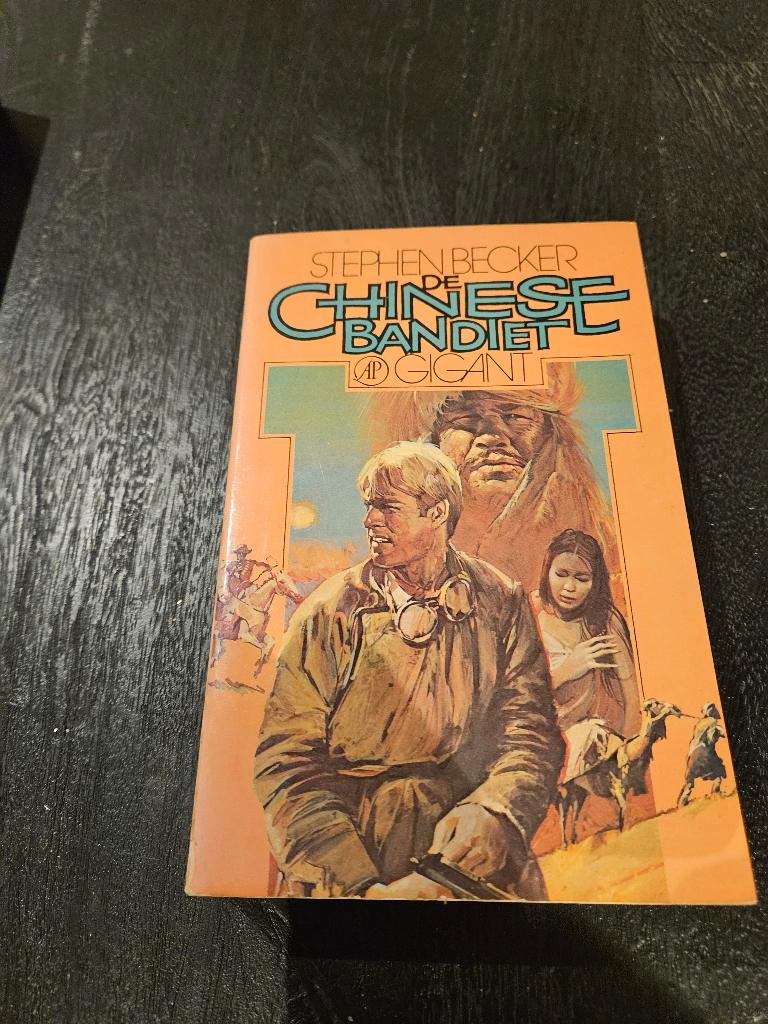 Stephen Becker - de chinese bandiet, Boeken, Ophalen of Verzenden, Gelezen