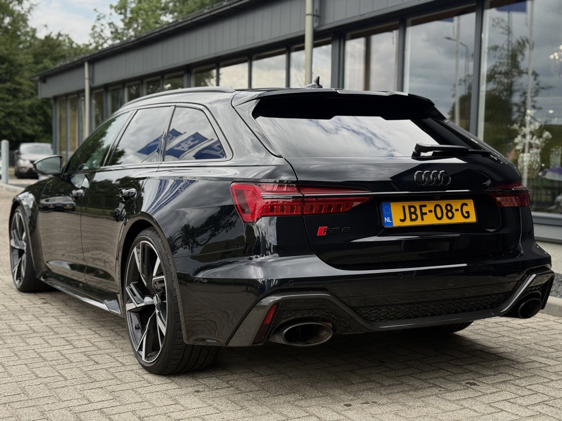 Audi RS6 RS 6 TFSI quattro Pano HUD Carbon pack (bj 2020), Automaat, Dealer onderhouden, Gebruikt, 600 pk