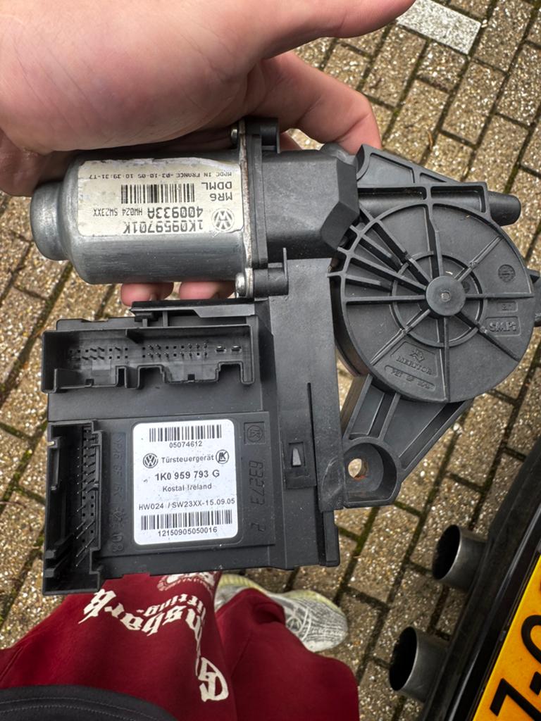 Golf 5 raammotor LV, Ophalen of Verzenden, Nieuw, Volkswagen
